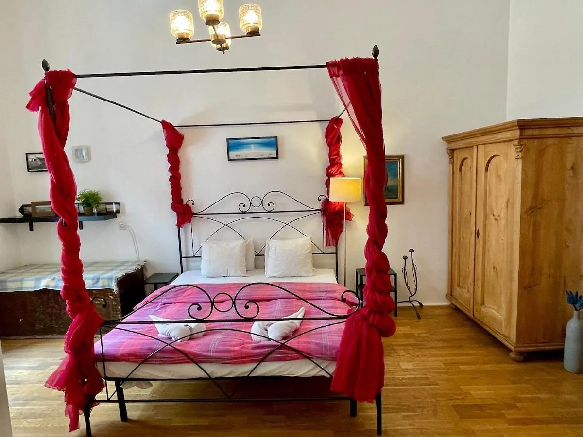 Iza Bella Classic Romantica Spacious 2Br Budapeszt 0*,